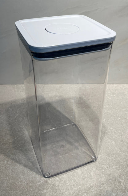 Covered Canister