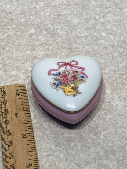 Peint Main Castel Box