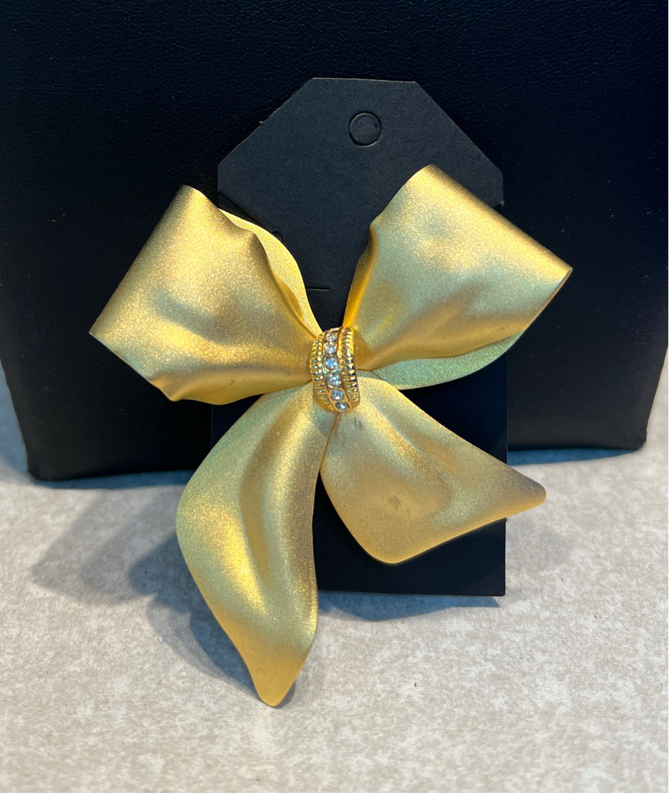 Vintage Tona Bow Pin
