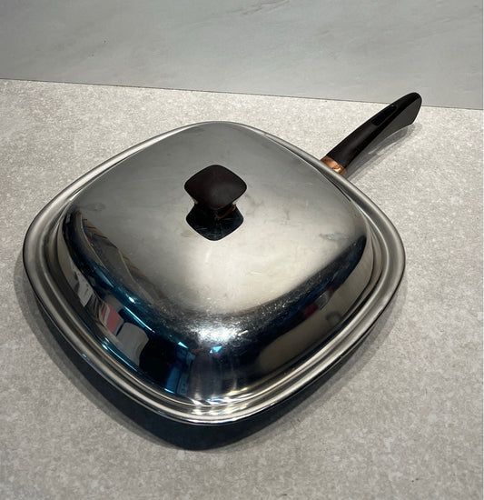 Covered Pan