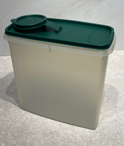 Tupperware Container
