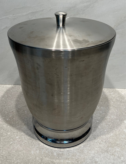 Covered Ice Bucket