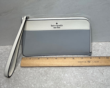 Kate Spade  Wristlet