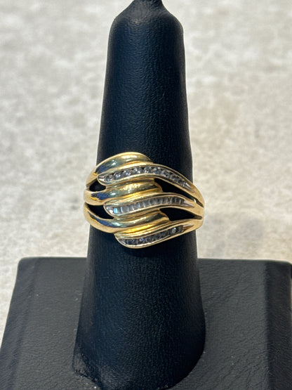 14K Diamond Wave Band Sz.8