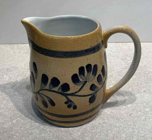 Williamsburg Pitcher
