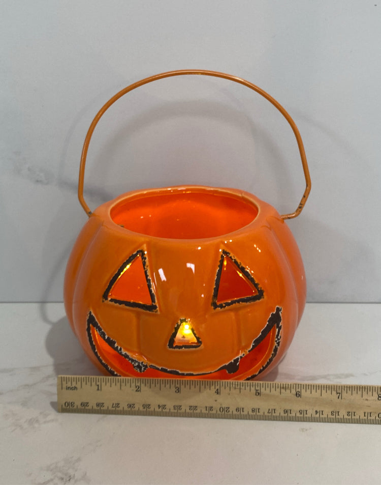 Pumpkin Light Up