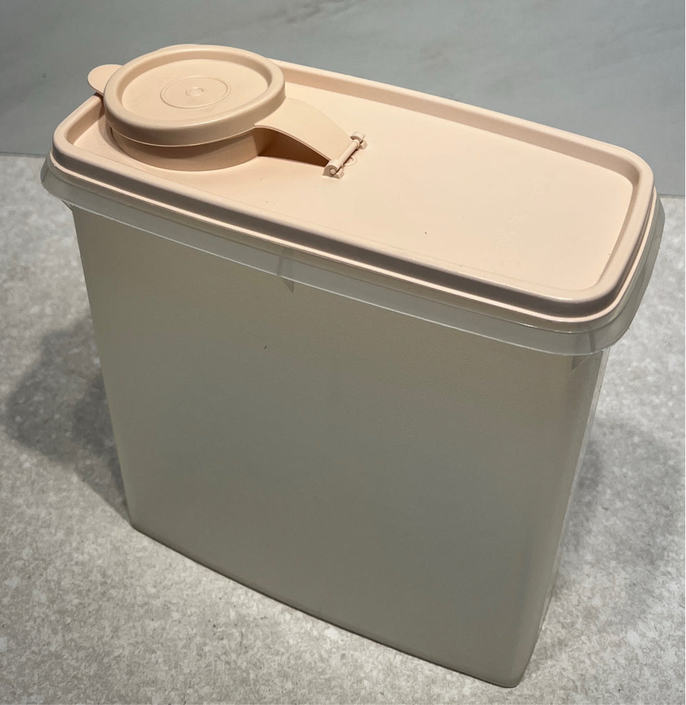 Tupperware Container