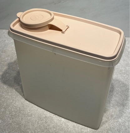 Tupperware Container