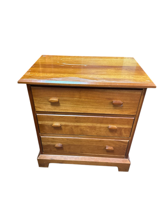 3 Drawer Pennsylvania House Nightstand