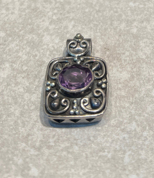 Sterlign Pendant