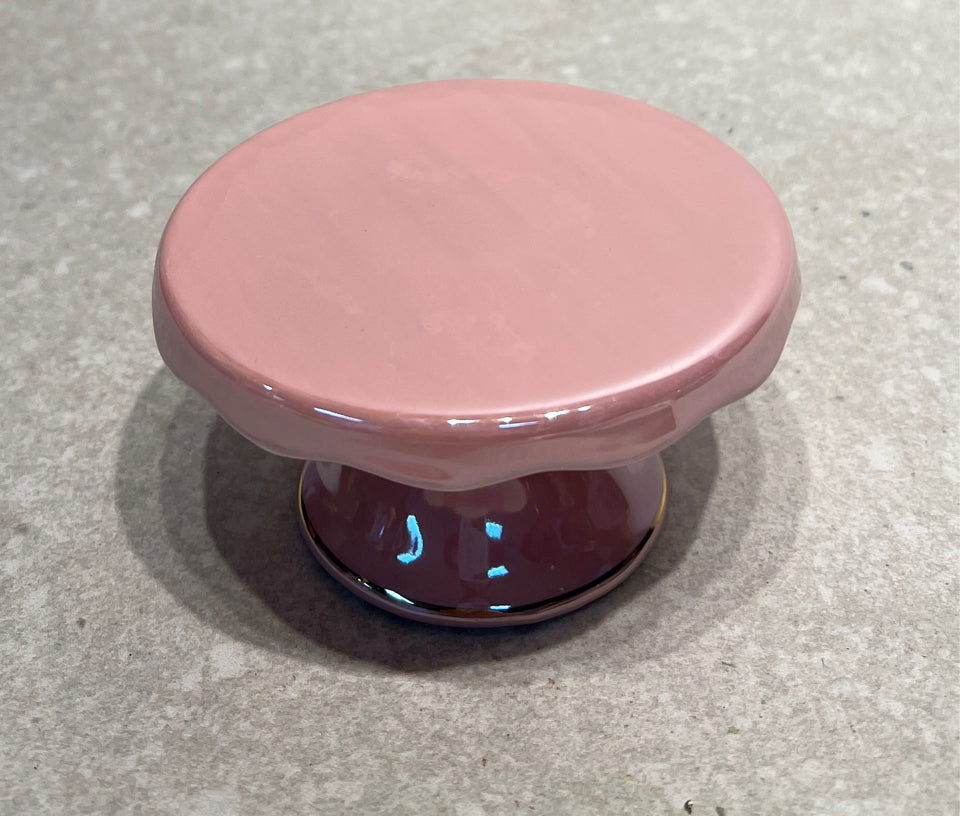 Pedestal Dish