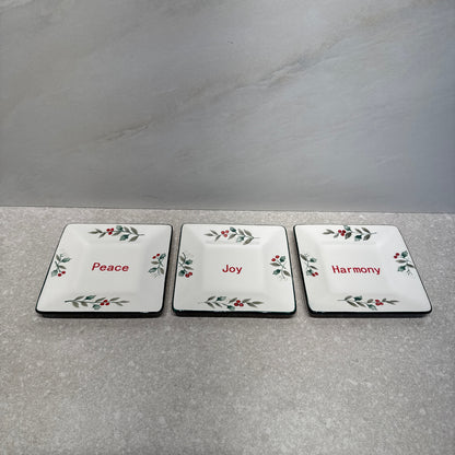 Set of 3 Pfaltzgraff Plates