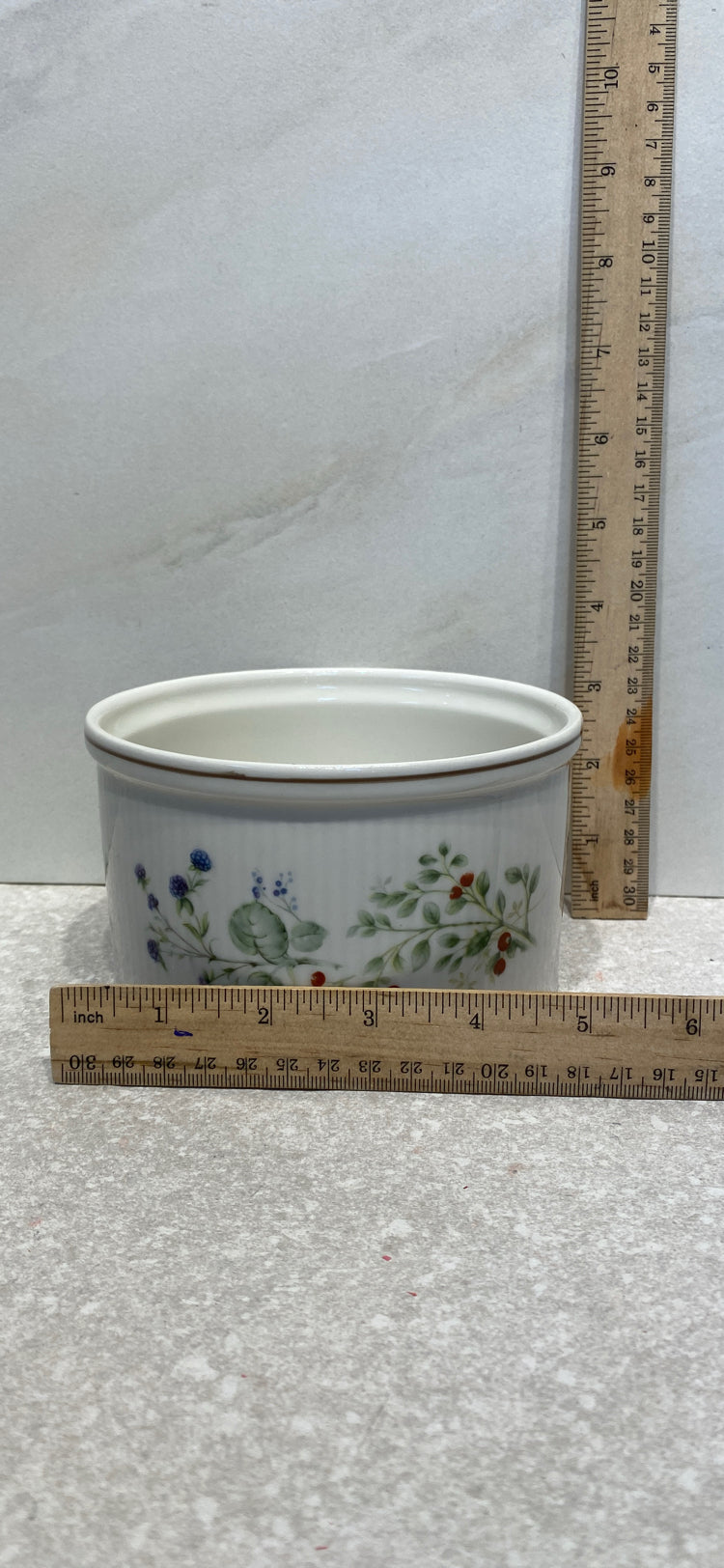 Royal Albert Bitter Sweet Bowl