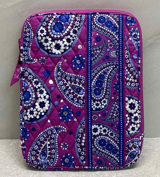 Vera Bradley Zippered Pouch