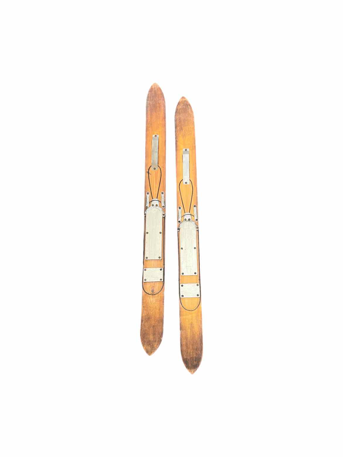 Pair of Skiis