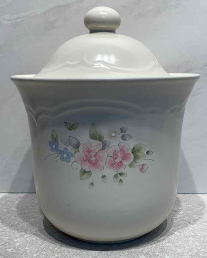 Pfaltzgraff Covereed Jar