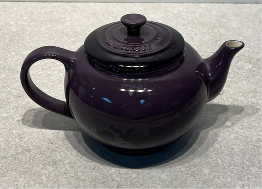 Le Crueset Teapot