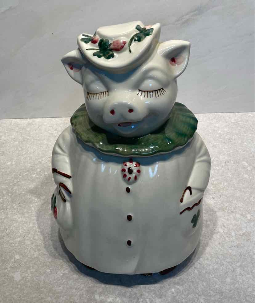 Shawnee Pottery "Winnie" Pig Cookie Jar