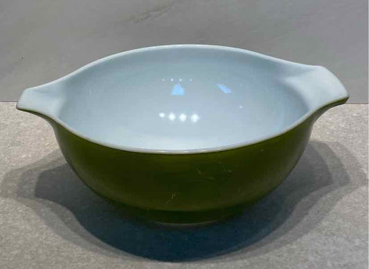 Pyrex Bowl