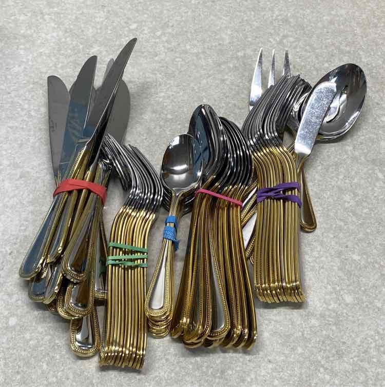 Wallace Silverware Set