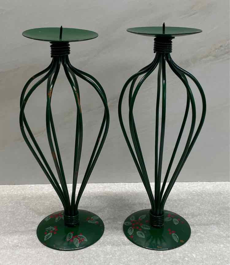 Set of 2 Candle Holders