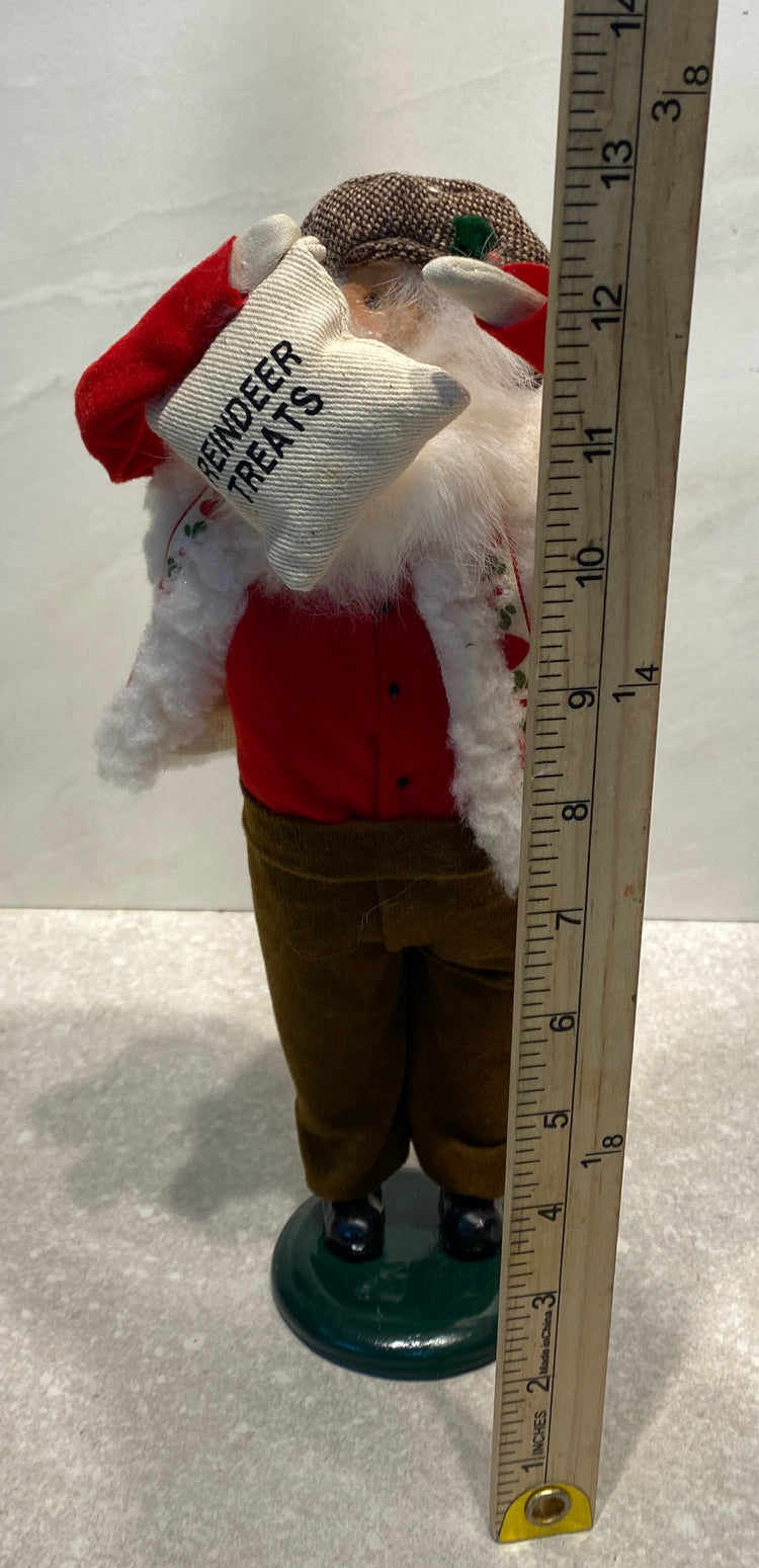 Byer's Choice Santa