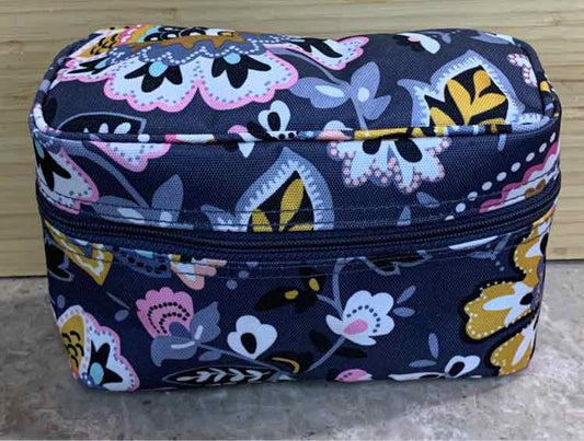 Vera Bradley Pouch