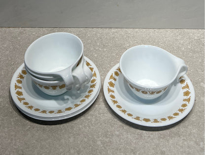 Set of 4 Corelle Cups and Saucers