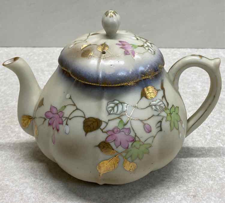 Teapot