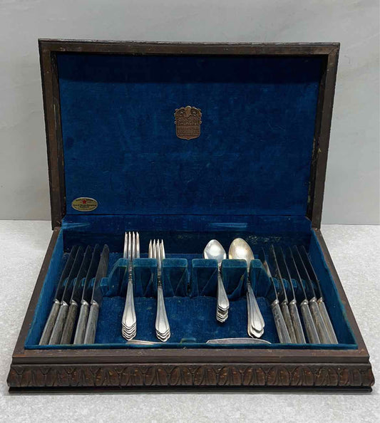 Silverware Set