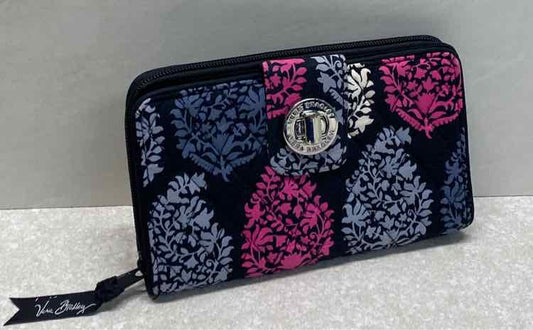 Vera Bradley Bag