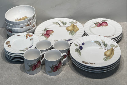 Mikasa Maxima Dinnerware Set