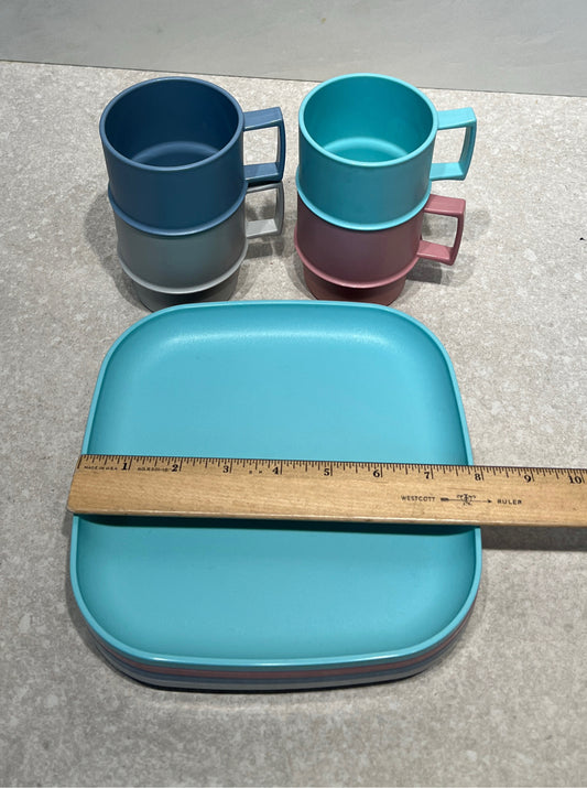 8-Piece Tupperware Set