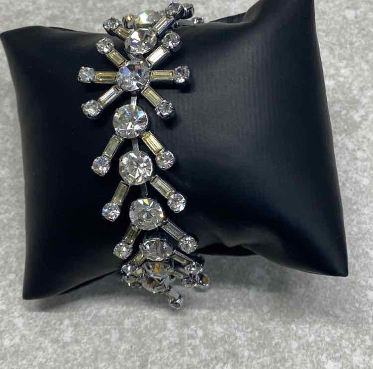 Austria Rhinestone Bracelet