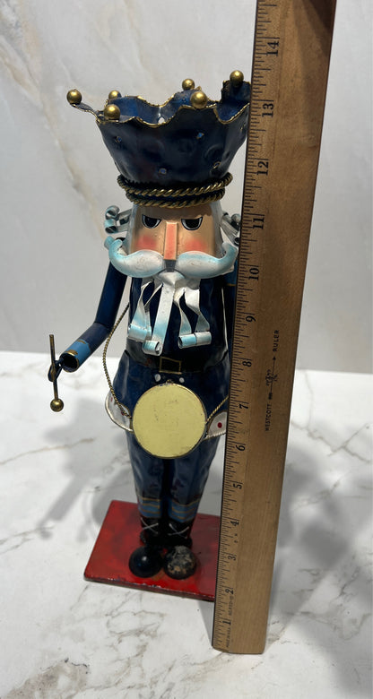 Nutcracker Candleholder