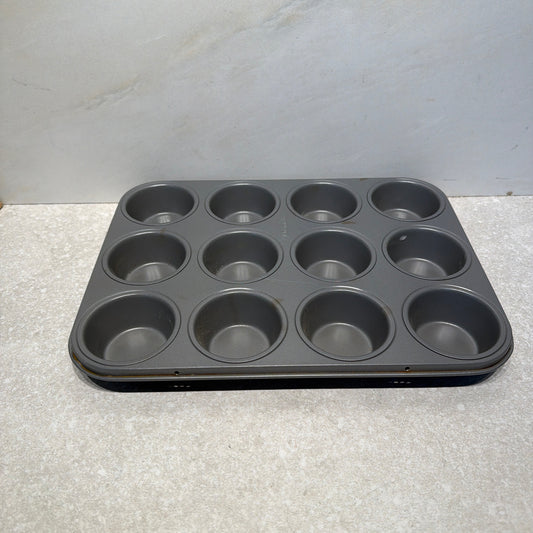 Muffin Pan