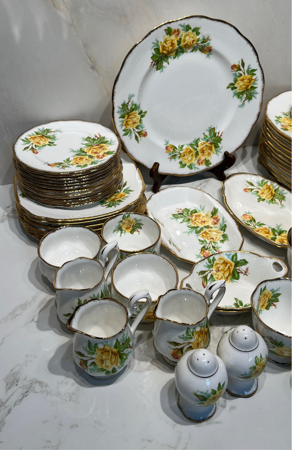 Royal Albert Tea Rose Dinnerware Set