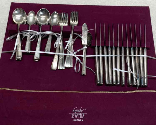 Rogers Silverware Set