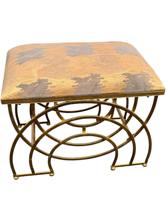 Uttermost Bench