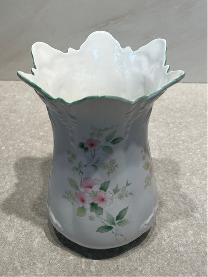 England Vase