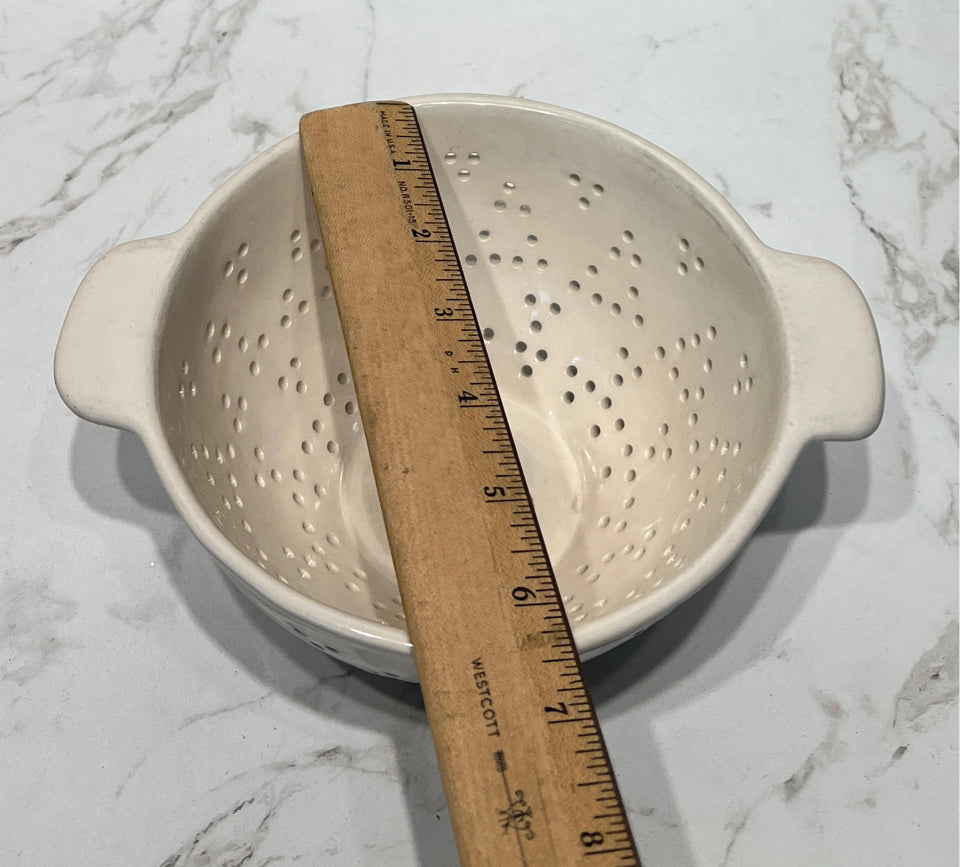 Rae Dunn Strainer