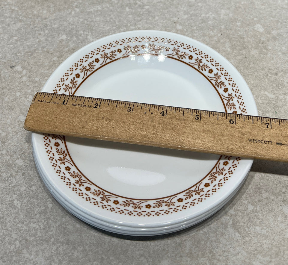 Set of 4 Corelle Plates