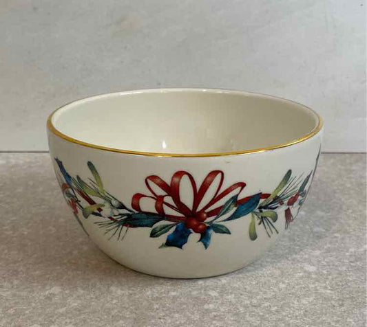 Winter Greetings Lenox Bowl