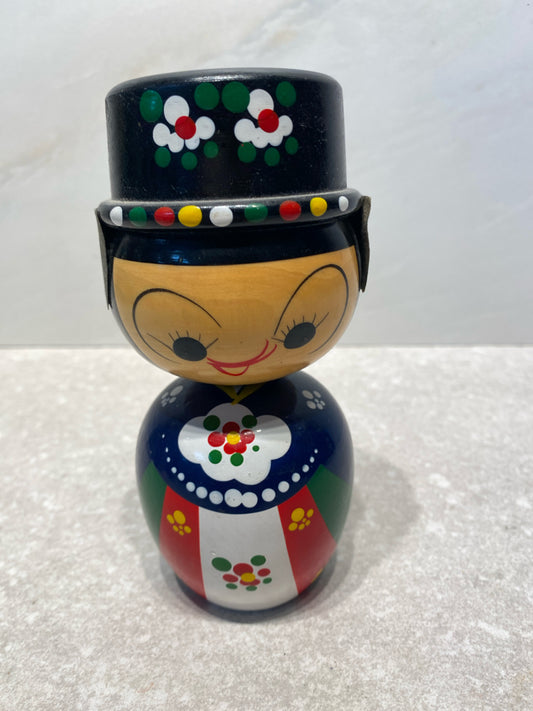Figurine