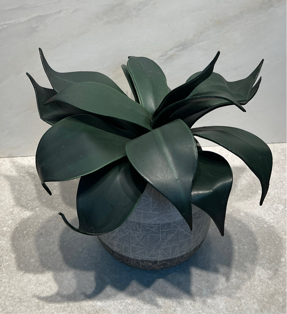 Artifical Decor