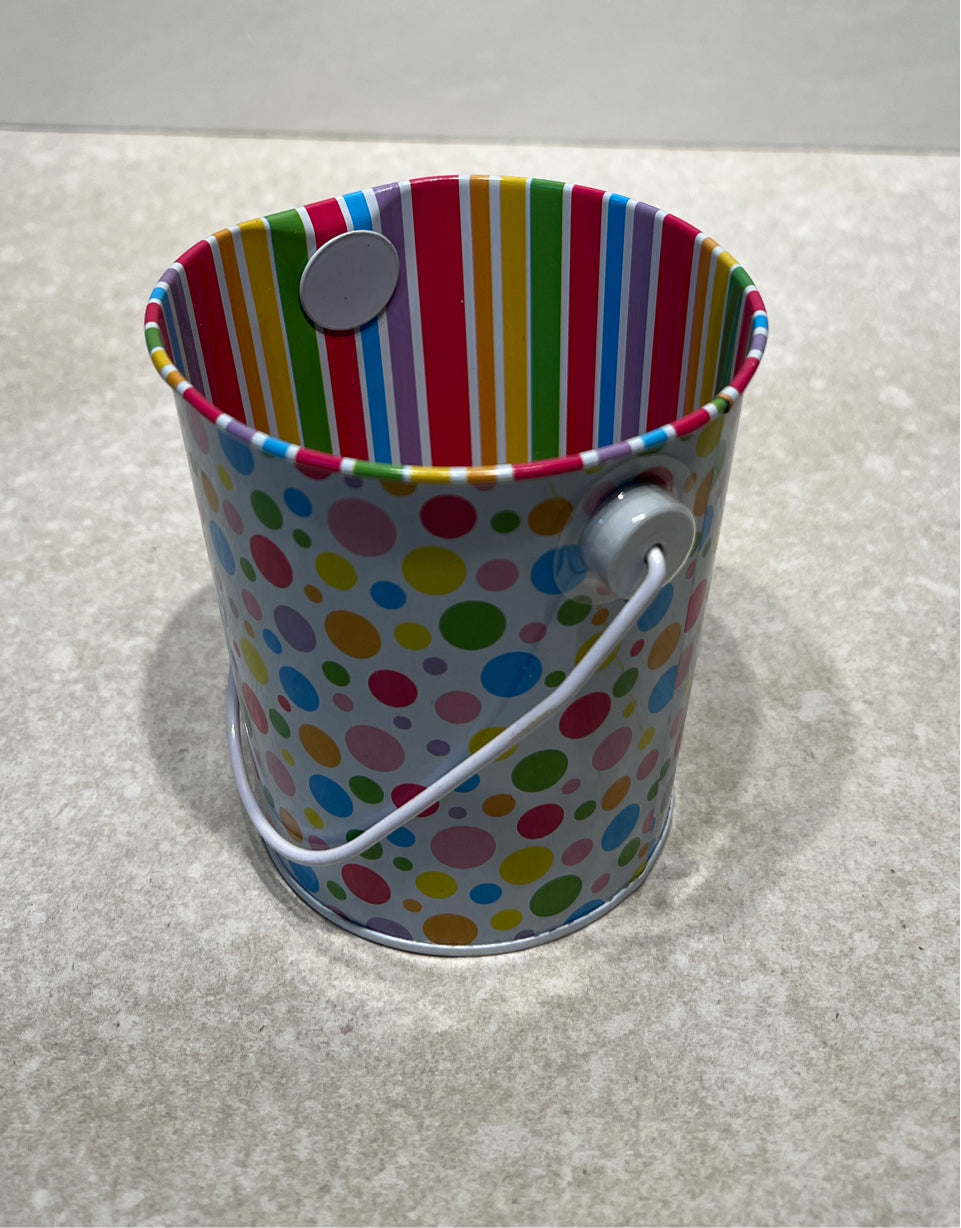 Pail