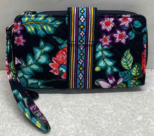 Vera Bradley Wristlet