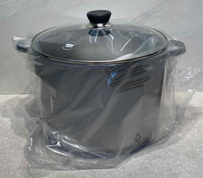 Signocast Stock Pot Retails $169