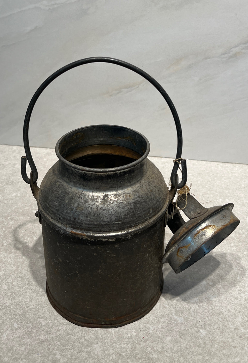 Covered Pail