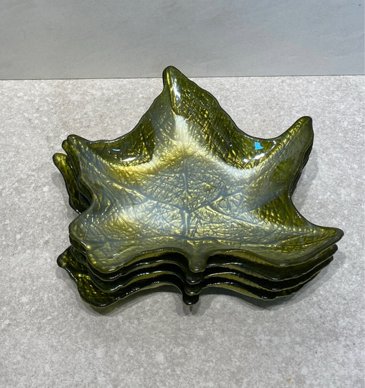Set of 4 Leaf Plates